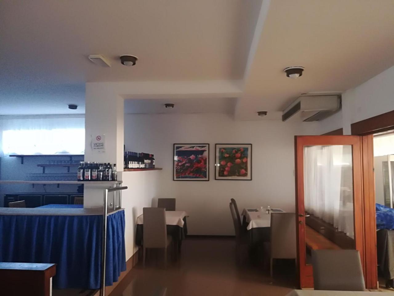 Hotel Ambra Линьяно-Саббьядоро Экстерьер фото