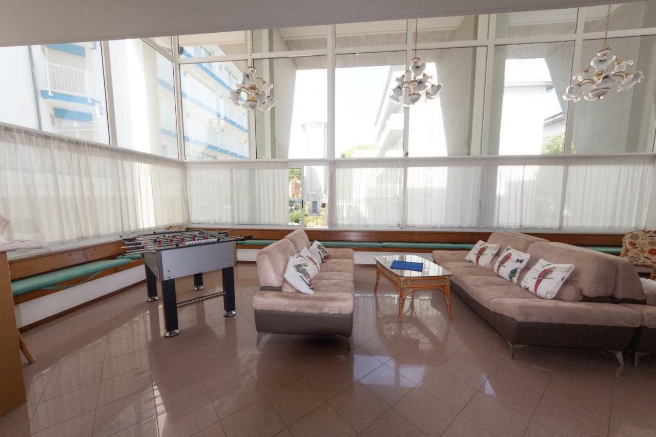 Hotel Ambra Линьяно-Саббьядоро Экстерьер фото